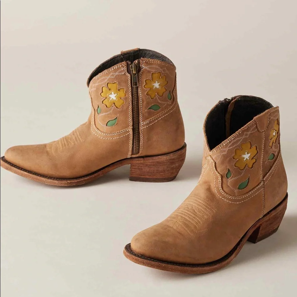 Liberty Black “Daisy” all leather boots. New from Sundance - Picture 3 of 6